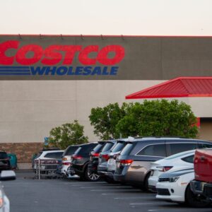 Costco warehouses extending hours for Executive Members